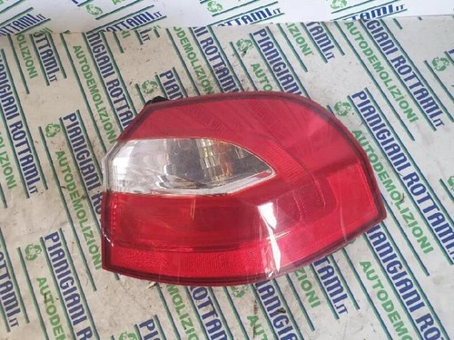 922201w210 faro posteriore - faro,