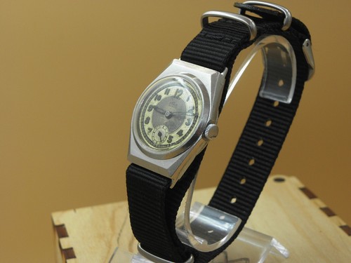 Raro orologio carro armato