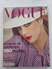 Magazine mode fashion VOGUE