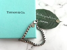 TIFFANY & Co. Bracciale a maglie veneziane in argento sterling SV925 con scat...