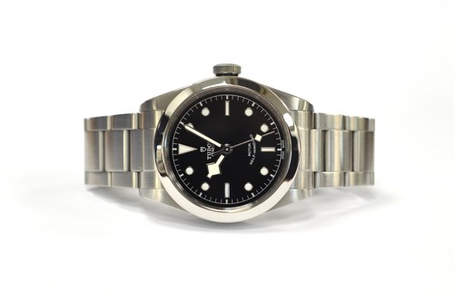 Tudor black bay heritage - tudor,