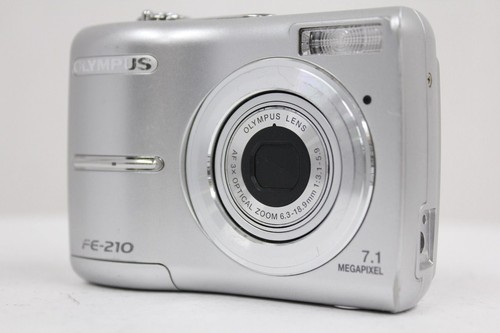 Fotocamera digitale compatta