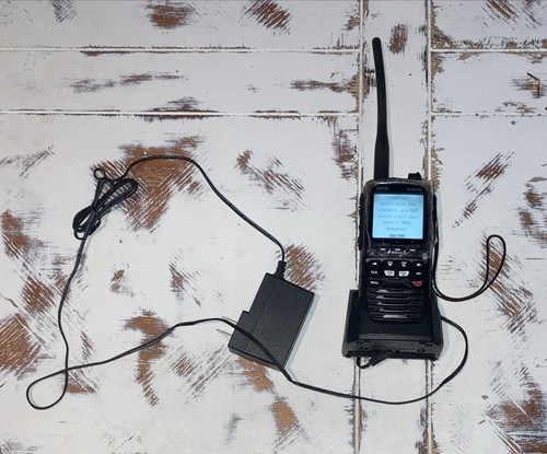 Standard horizon hx870 radio - standard,