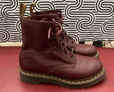 Stivali stringati Dr. Martens