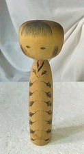 kokeshi vecchia bambola