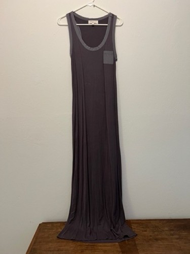 Olive and oak - sleeveless, grey