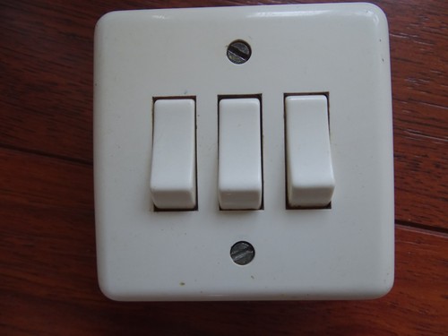 Legrand neptune ancien triple - legrand,