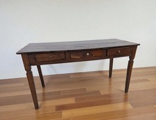 Tavolo in legno massello –