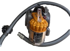 Aspirapolvere Dyson DC22