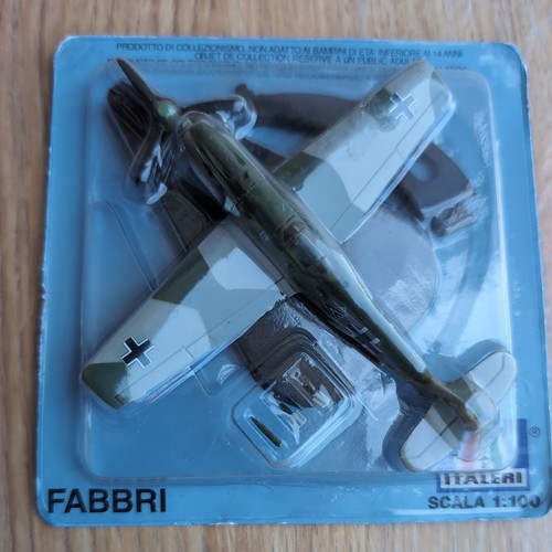 Aereo caccia italeri - aereo,