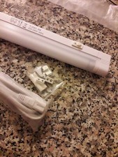 LAMPADA REGLETTE SOTTOPENSILE Fluorescente 8W