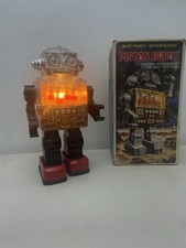 Piston Robot collezione  Anni 70 80 Giocattolo  Vintage In Latta Luci A Batterie