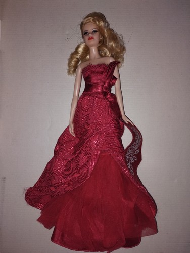 Barbie holiday 2012 - barbie,