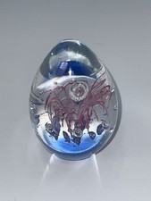 Bellissimo fermacarte in vetro