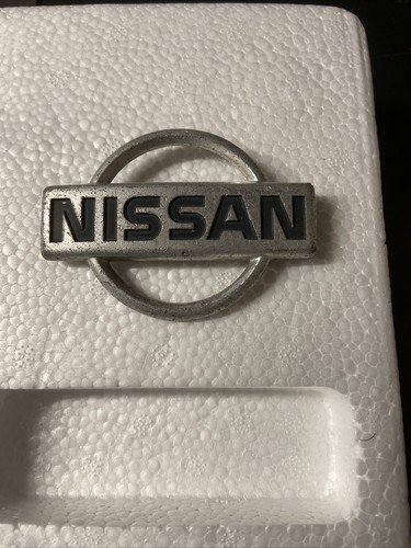 Distintivo nissan metallo - distintivo, in