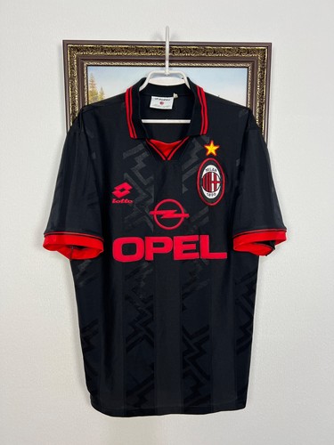 Milan third football - milan,