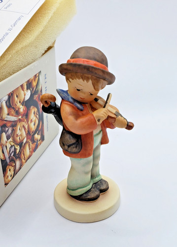Goebel hummel figurine - hummel,