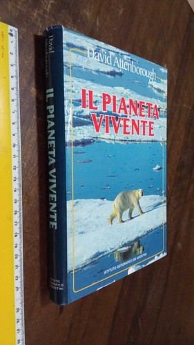 Libro pianeta vivente un - ,