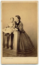 CDV Napoli Donna in crinolina