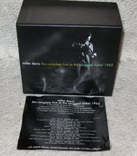 MILES DAVIS LIVE AT THE