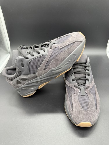 Adidas yeezy boost 700 - adidas,