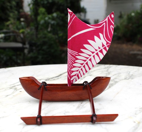 Canoa outrigger hawaiana - outrigger,
