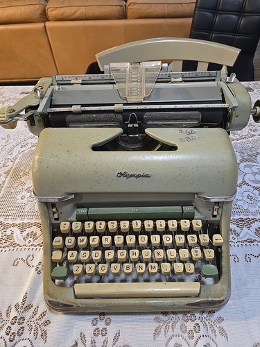 Olympia typewriter west - sg,