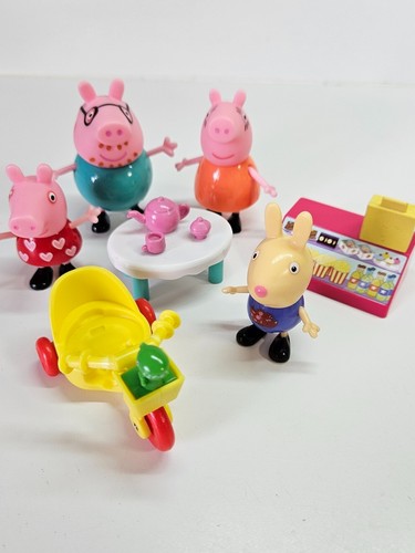 Peppa pig family playset - pig,