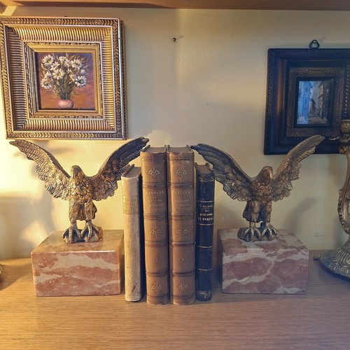 Coppia scultura fermalibri - coppia,