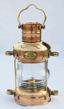 Antica lampada ad olio