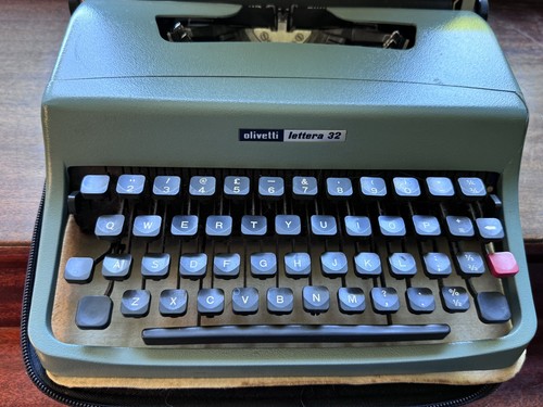 Olivetti lettera typewriter - olivetti,