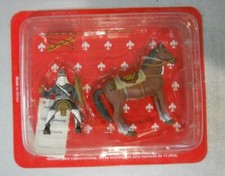 CAVALIERE MEDIOEVALE A CAVALLO