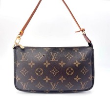 LOUIS VUITTON Pochette