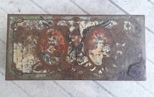  Vecchia scatola latta