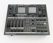 Roland VR-5 Multiformato AV