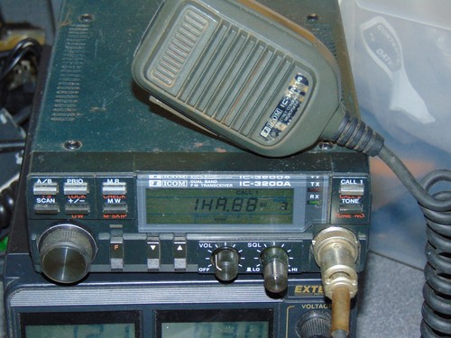 Used working icom daul band - working,