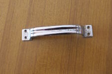 VECCHIA MANIGLIA IN FERRO CROMATO PER PORTA O PORTONE O MOBILI VARI -