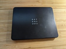 Xbox One - Day One Collectors Stagno Metallo - Un pezzo da collezione - NO Codici