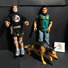 Set 2 Personaggi Action Man + cane lupo action figures originali collezione