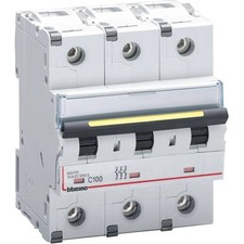 Interruttore magnetotermico 3P