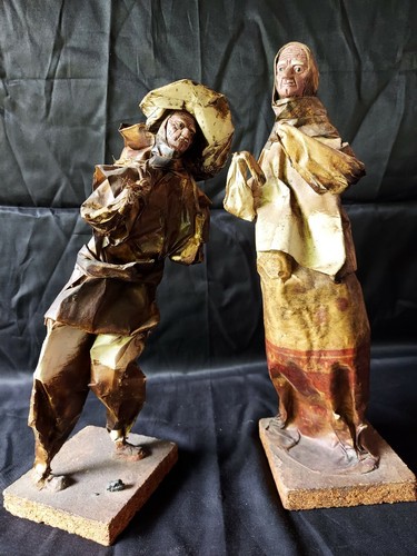 Coppia statue cartapesta - di,