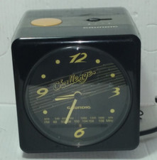 RADIO CUBO CON OROLOGIO