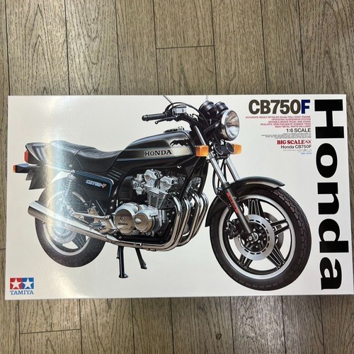 Tamiya honda cb750f moto - 1/6,