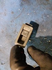  PULSANTIERA ALZAVETRO ANT DX