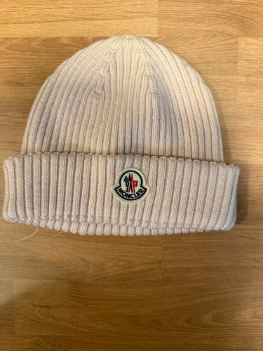 Berretto moncler rosa - (nuovo),