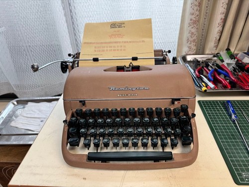 Macchina scrivere vintage - da,