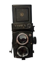 Yashica Mat 124G With Case