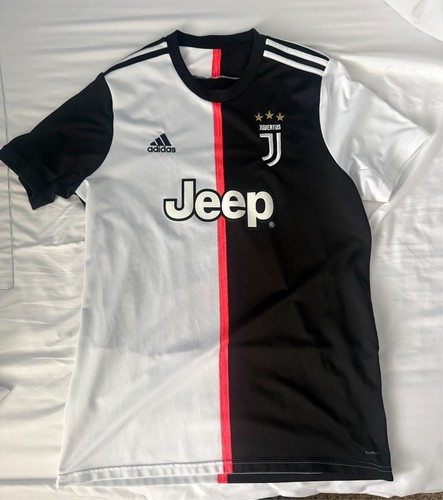 Juventus home kit - home,