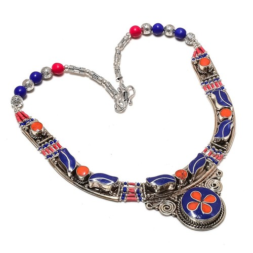 Collana con pietre - , preziose