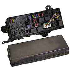 Scatola Fusibili E Coperchio